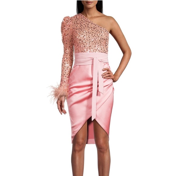 LAVISH ALICE Sequined One Shoulder Dress - Picture 3 of 12